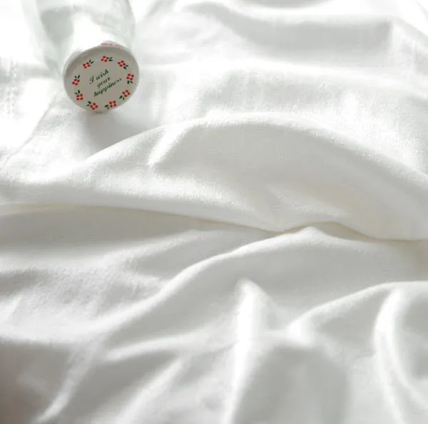 1 mm Smooth Cuddle Minky Fabric Snow Ivory per Yard 49309