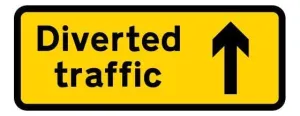 1050x450 Diverted traffic with Arrow Straight on - 2703 - Rigid Plastic