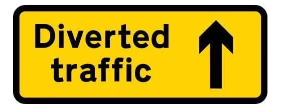 1050x450 Diverted traffic with Arrow Straight on - 2703 - Rigid Plastic