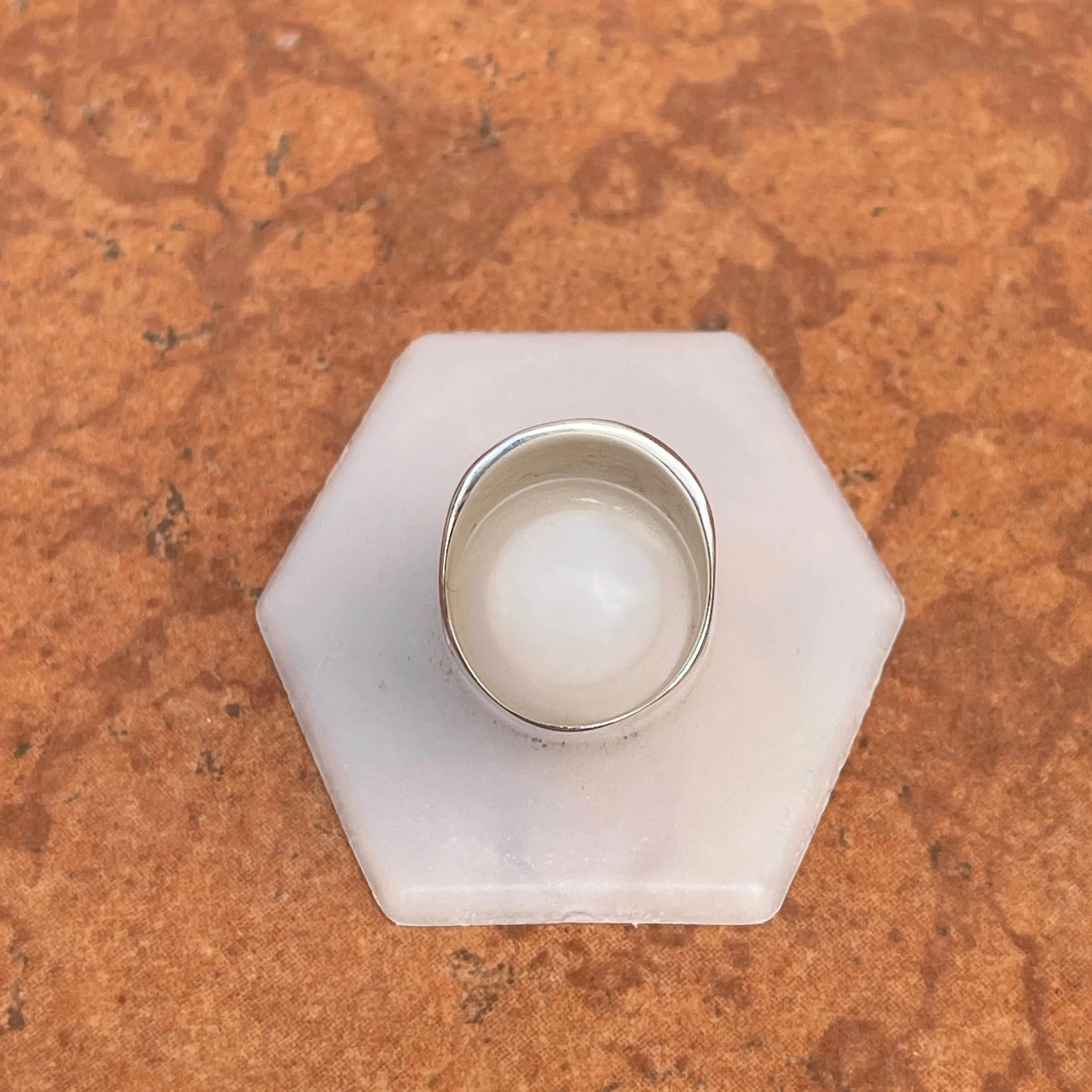 14KT White Gold Wide Artistic Polished   Matte Cigar Band Ring