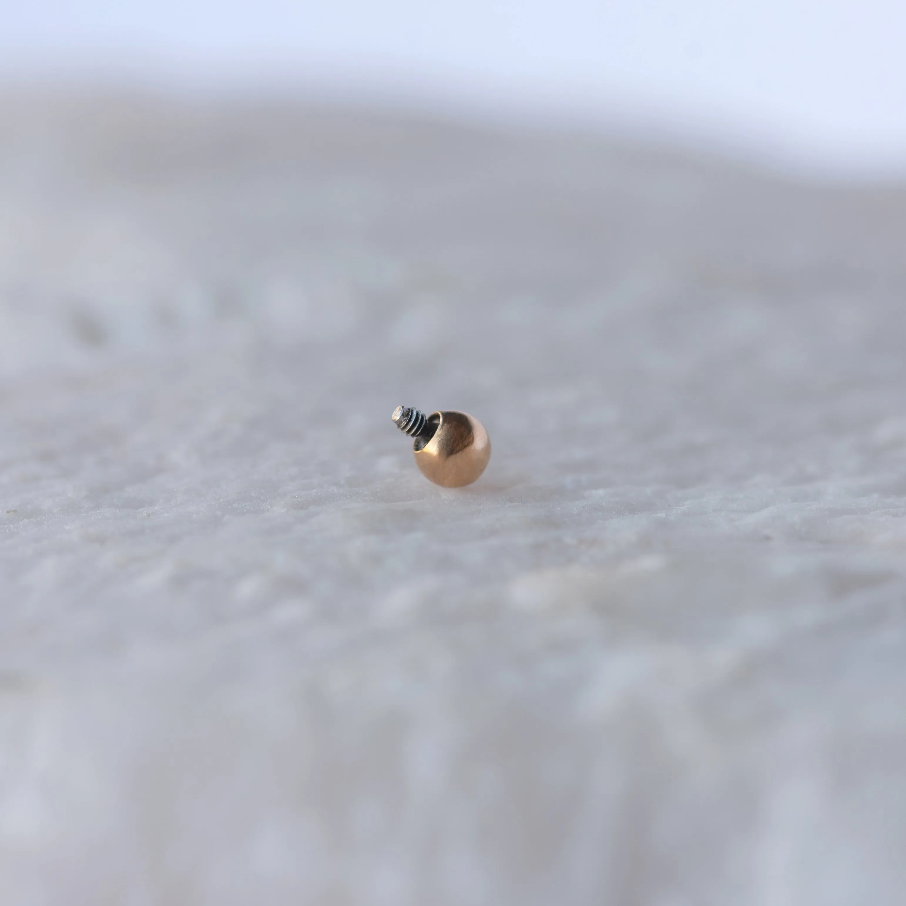 18k Solid Gold Threaded Bead