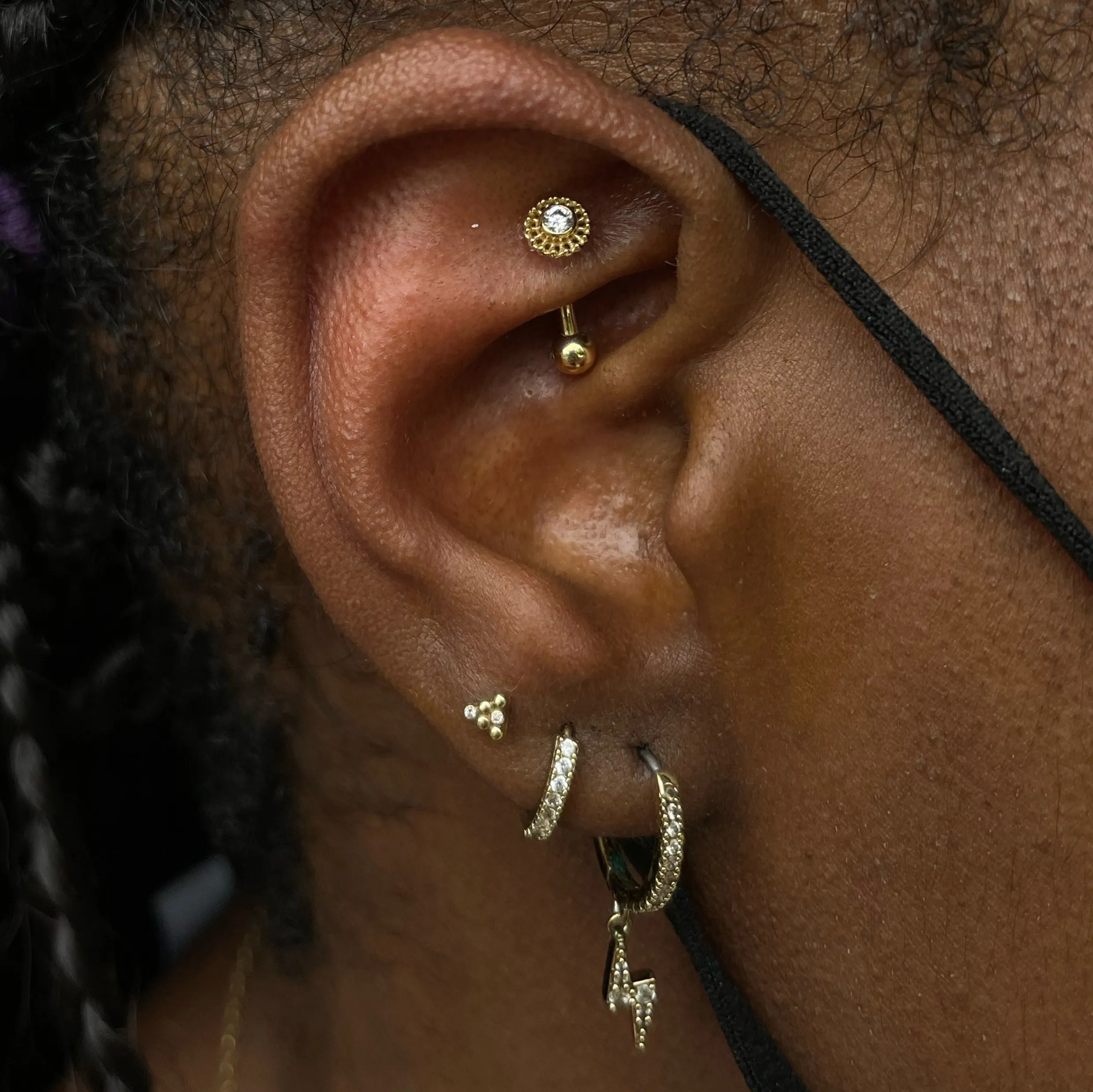 18k Solid Gold Threaded Bead