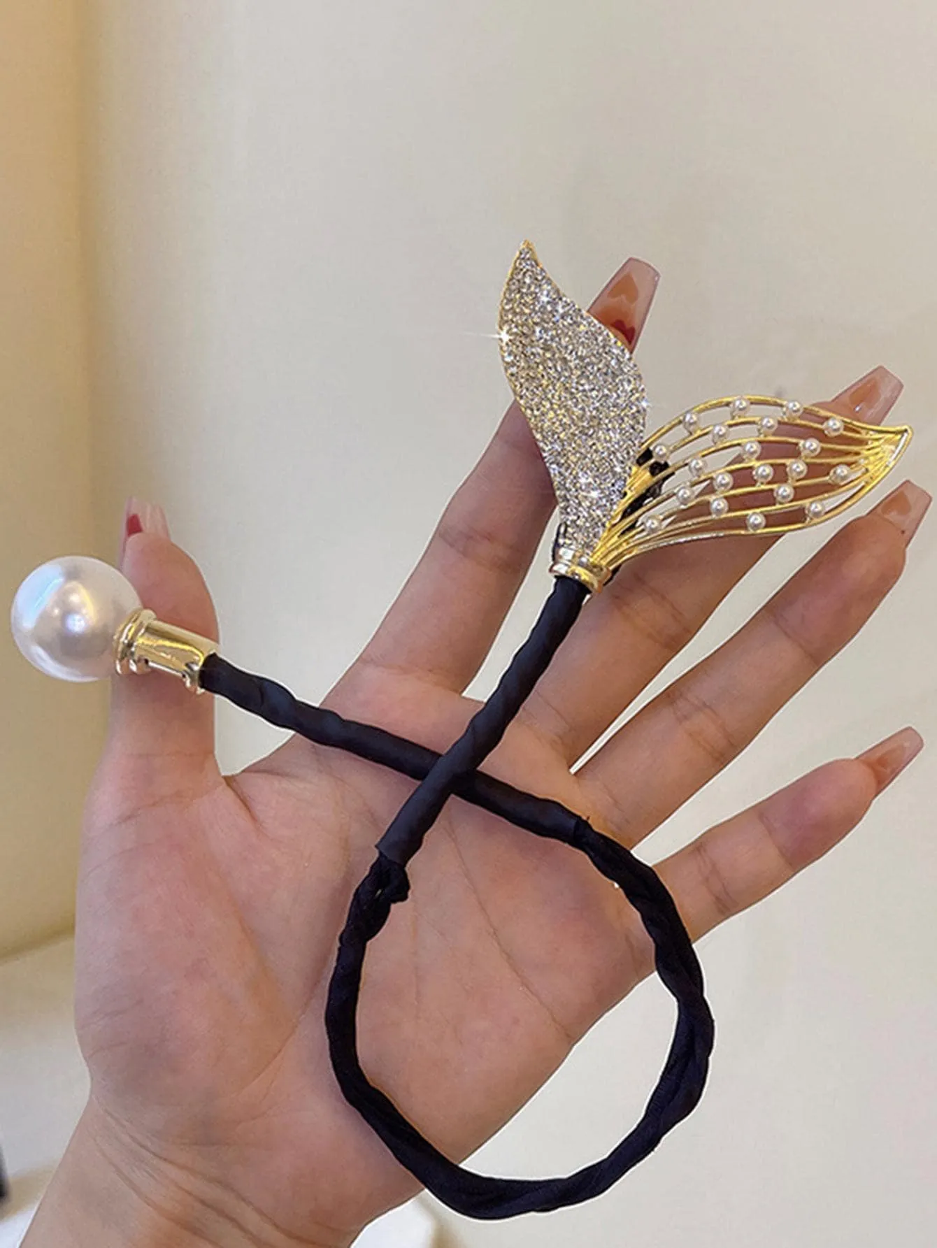 1pc Pearl & Rhinestone Fish Tail Decor Hair Tie