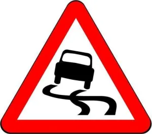 750mm Triangle - Slippery Road Surface Ahead - 557 - Rigid Plastic
