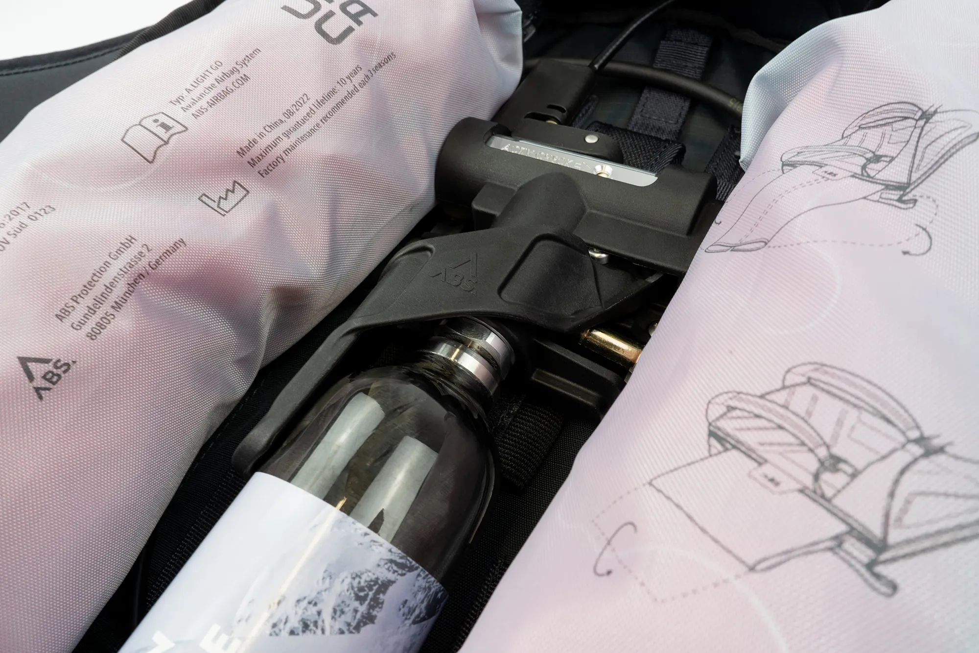 A.LIGHT GO AIRBAG