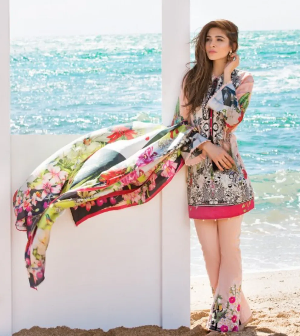 Artsy Wonderland – Rose