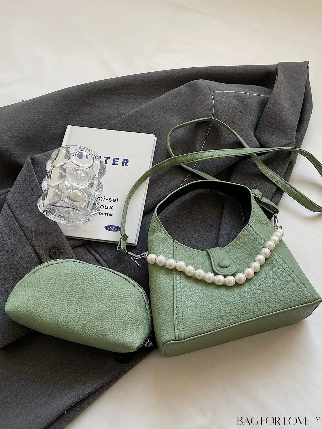 BagForLove - Litchi Pattern Faux Pearl Handbag: Elegant & trendy solid color fashion accessory