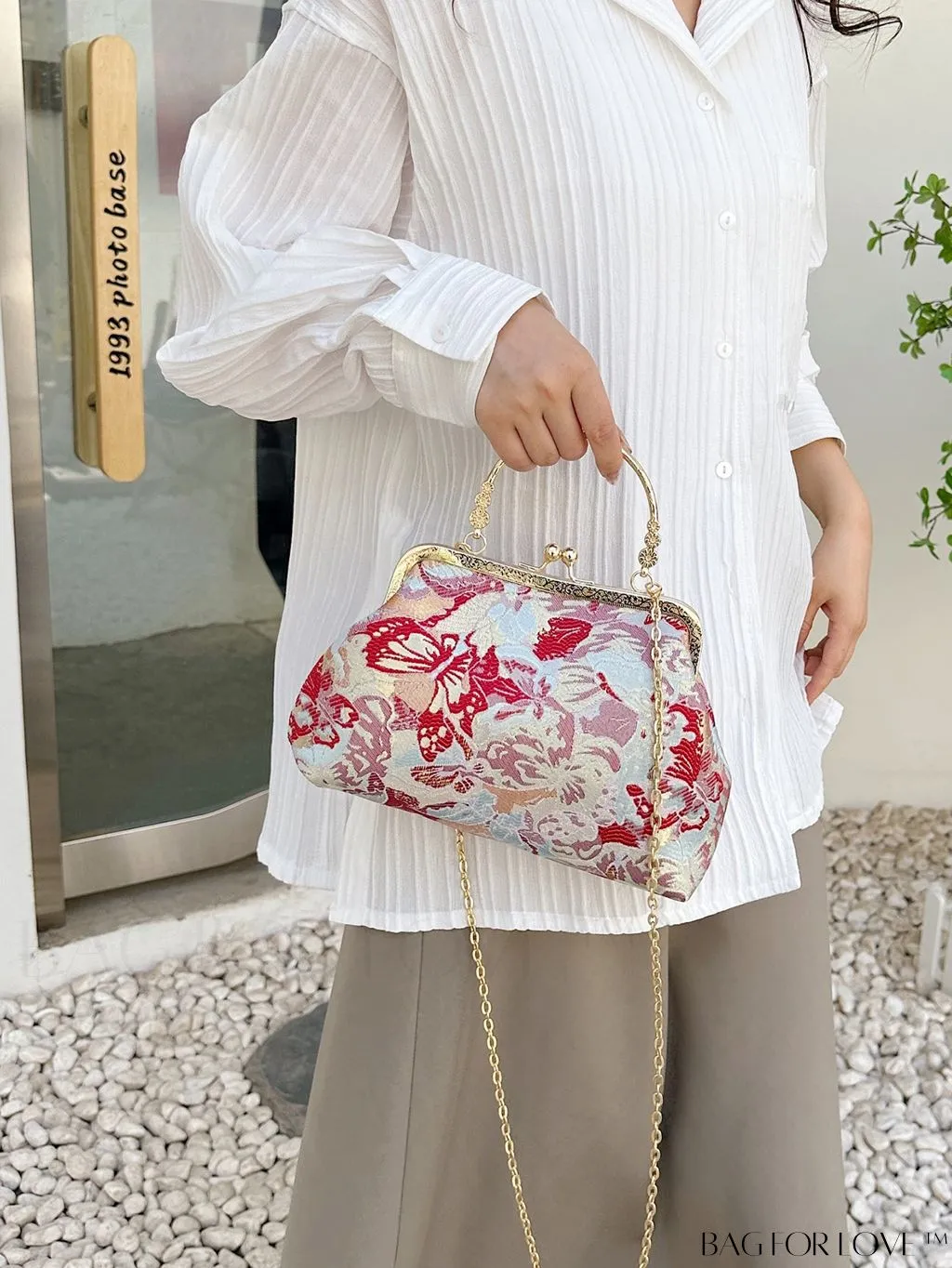 BagForLove - Womens Stylish Butterfly Pattern Tote Bag - Fashionable and Trendy