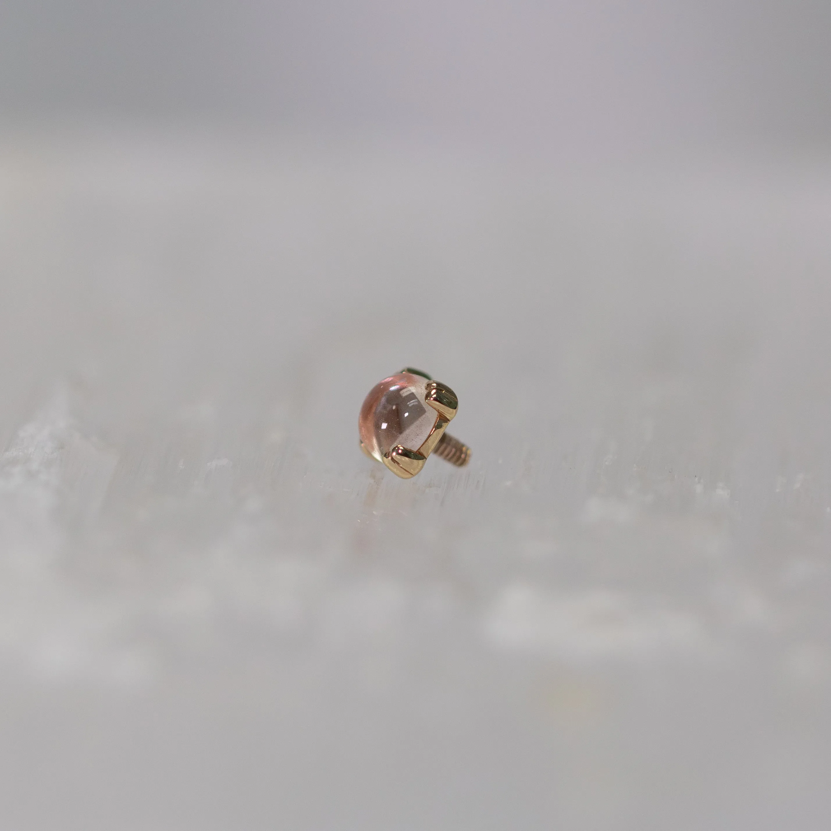 Cab Prong with Oregon Sunstone 18g/16g Threaded End