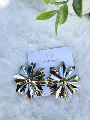Carae earrings