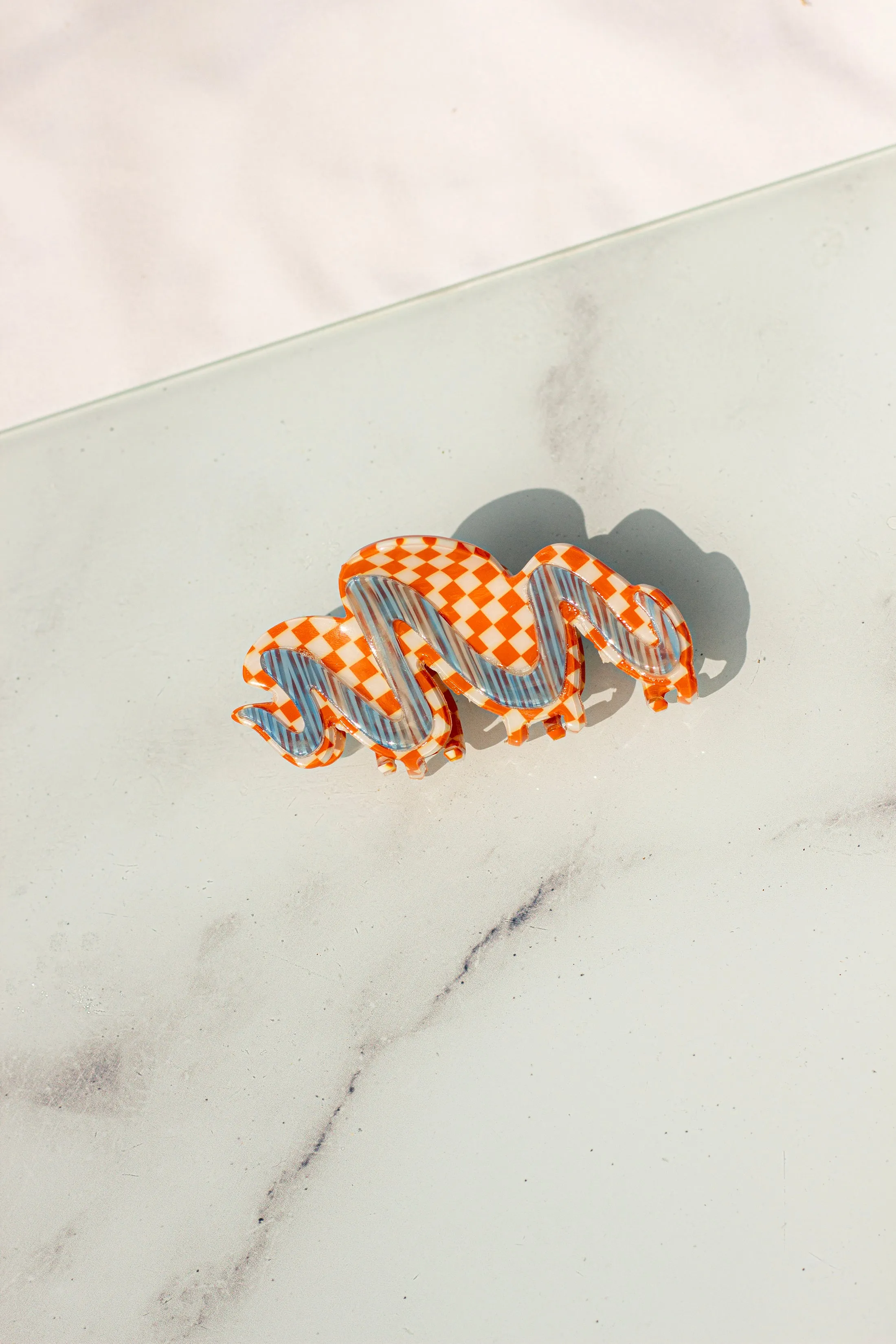 Checkerboard Wiggle Cloud Clip