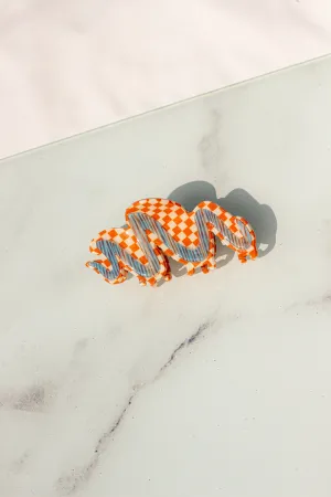 Checkerboard Wiggle Cloud Clip