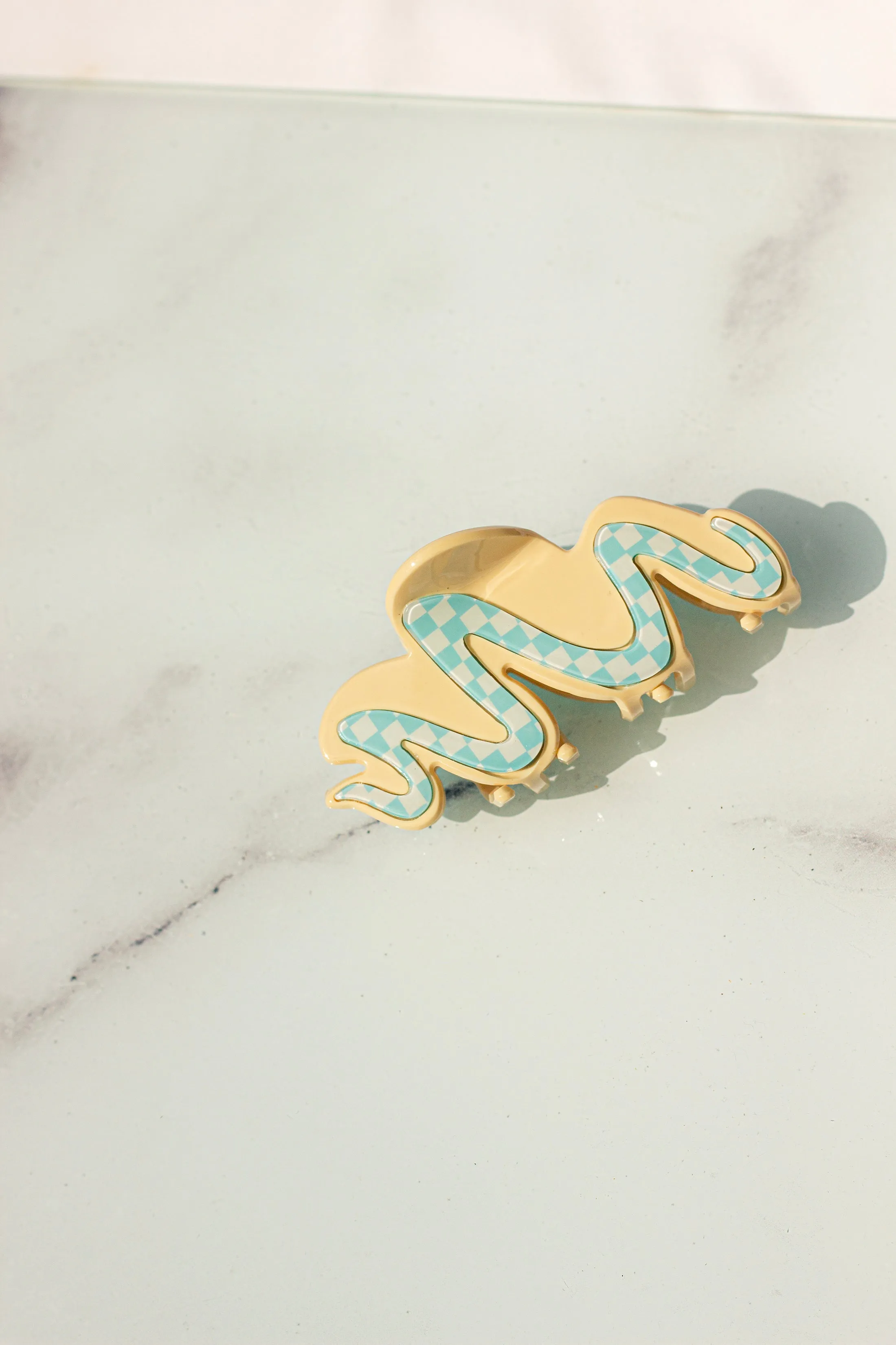 Checkerboard Wiggle Cloud Clip
