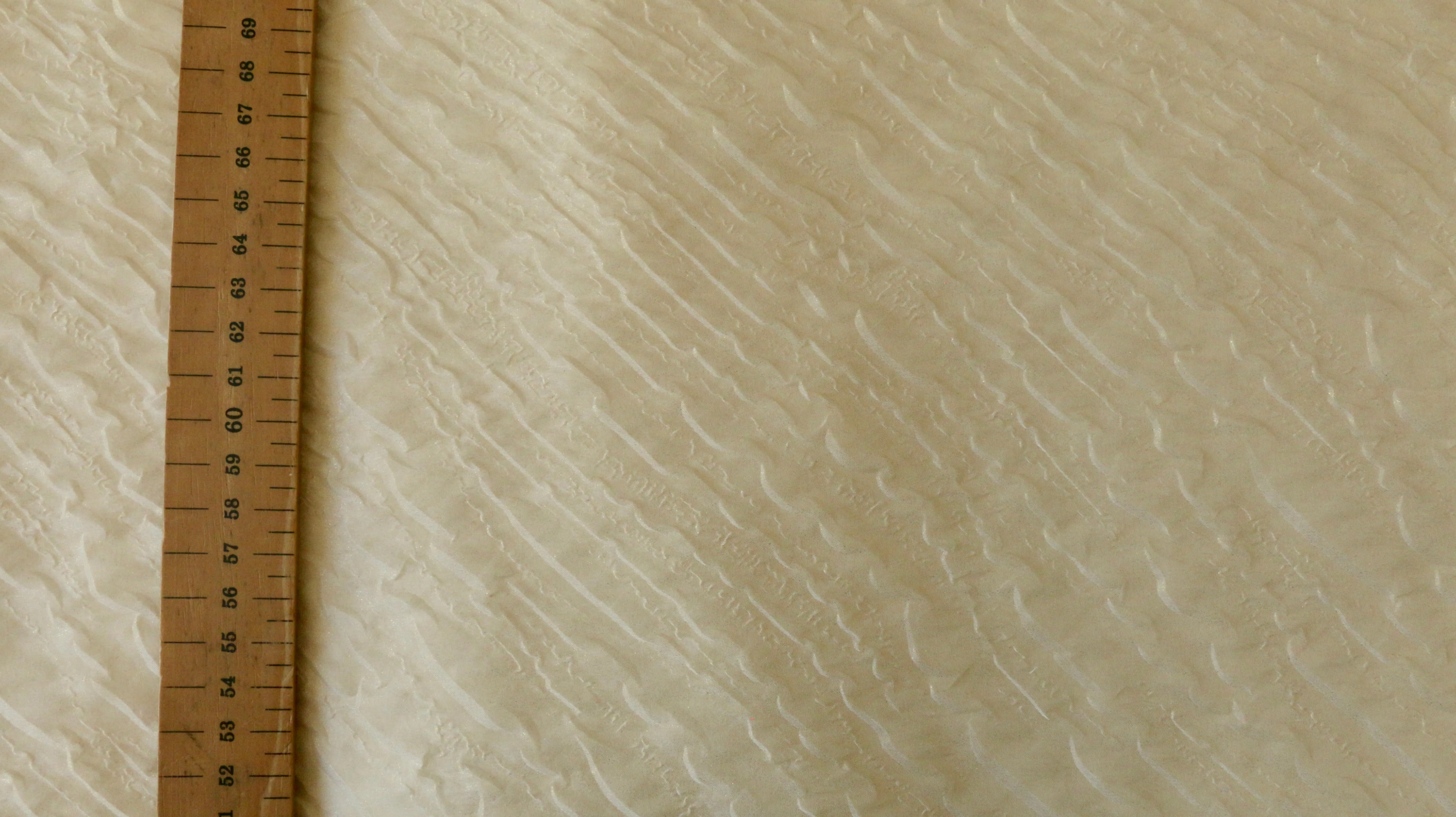 CHIFFON FABRIC - Crinkle effect - Gold shimmer