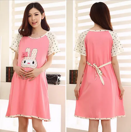 Cute Fashionable and Great Maternity Dress