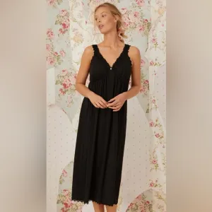 Elegant Black Lace Trim Nightgown