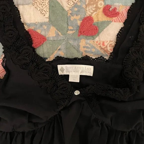 Elegant Black Lace Trim Nightgown