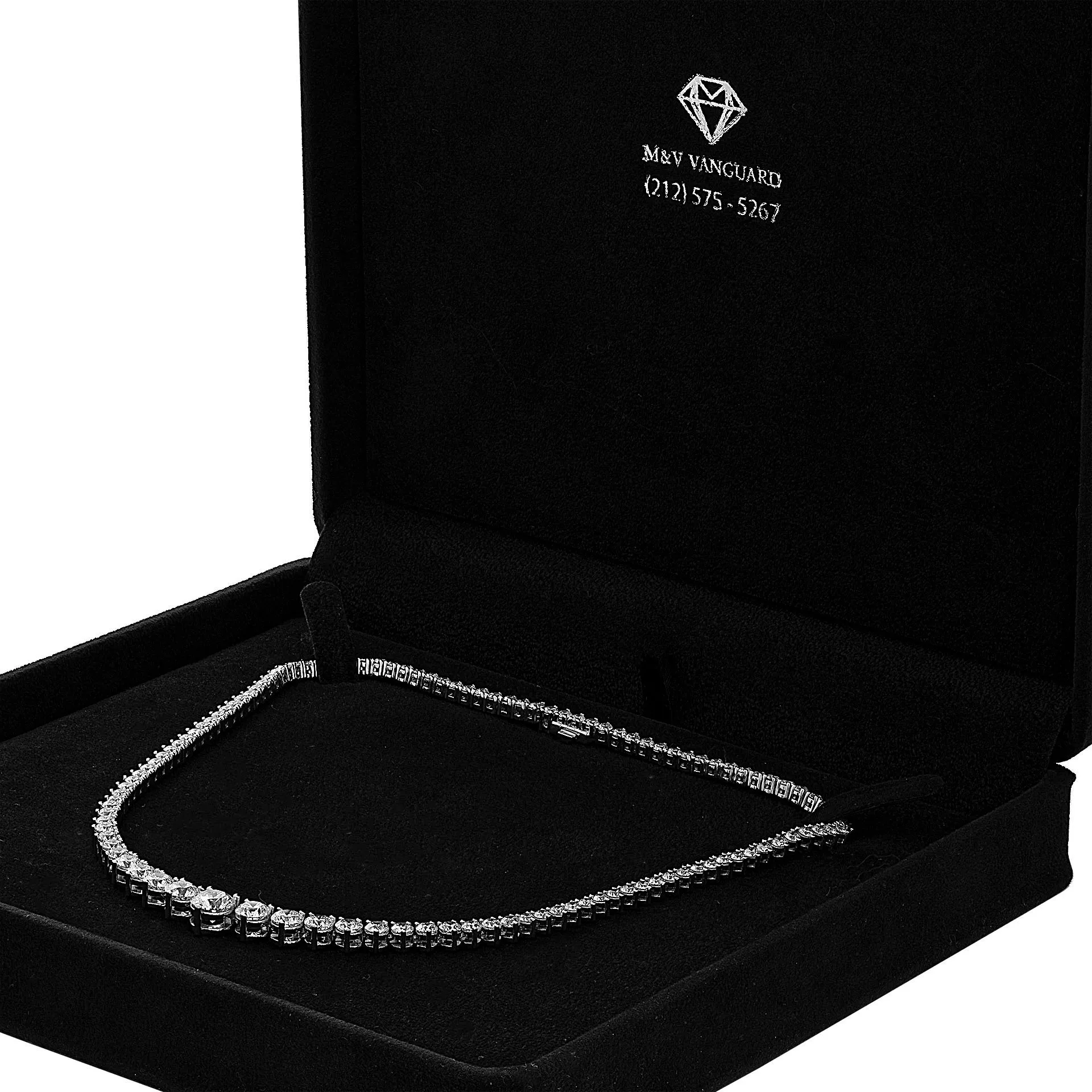 Elegant Graduated Diamond Tennis Necklace in Platinum with 19.45 Carat