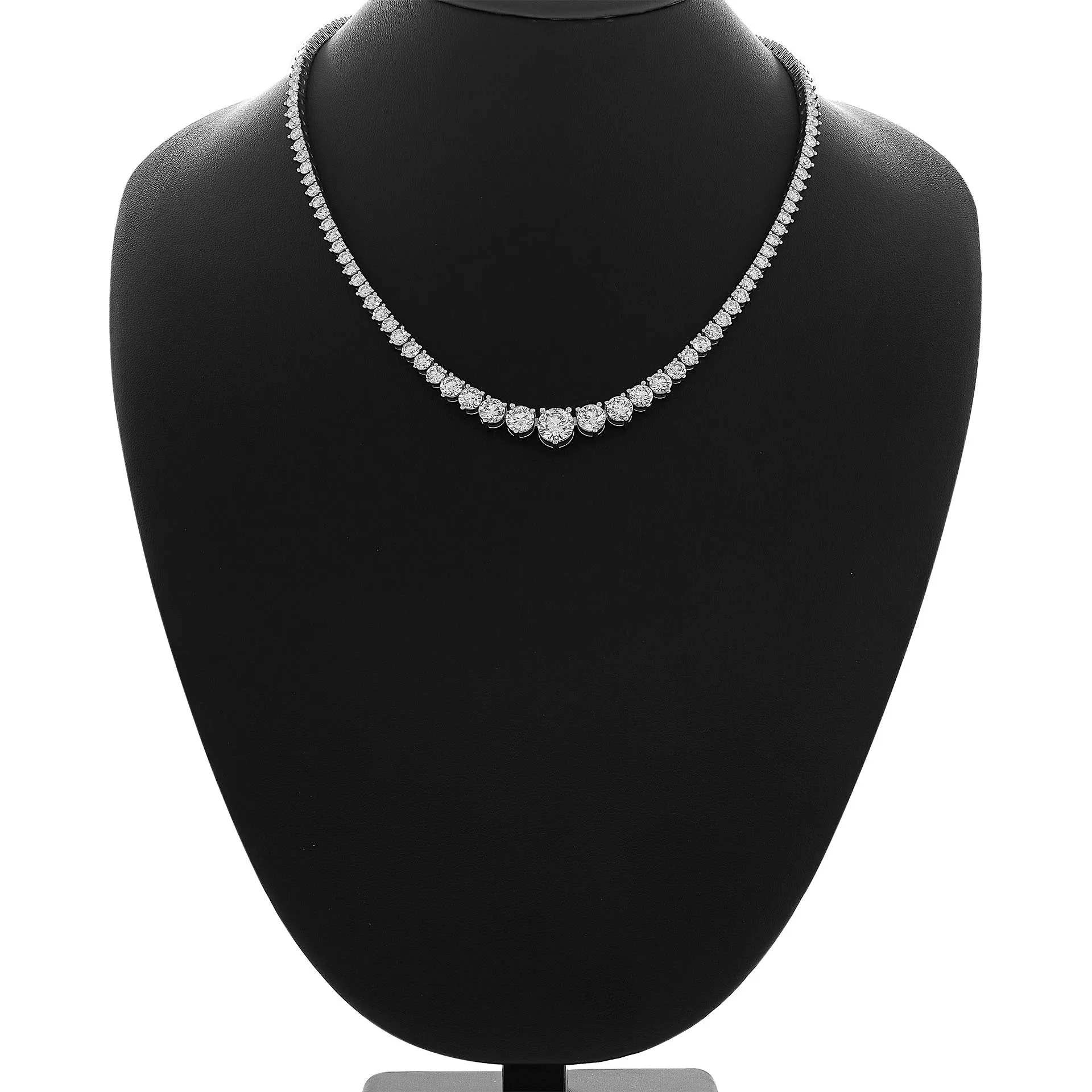 Elegant Graduated Diamond Tennis Necklace in Platinum with 19.45 Carat