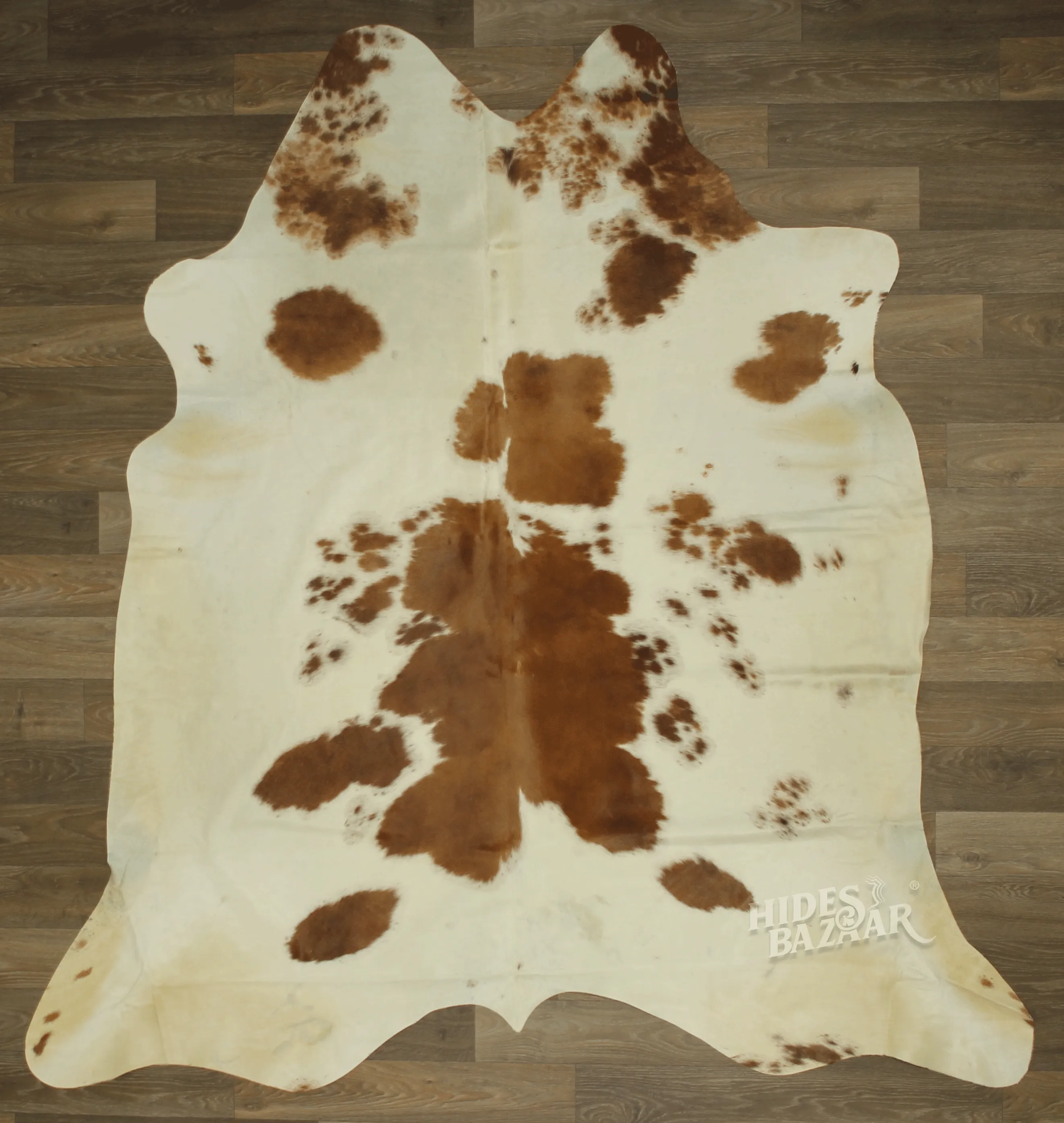 Exotic Cowhides rug (Size 6'5'' x  6'0'') HB3170