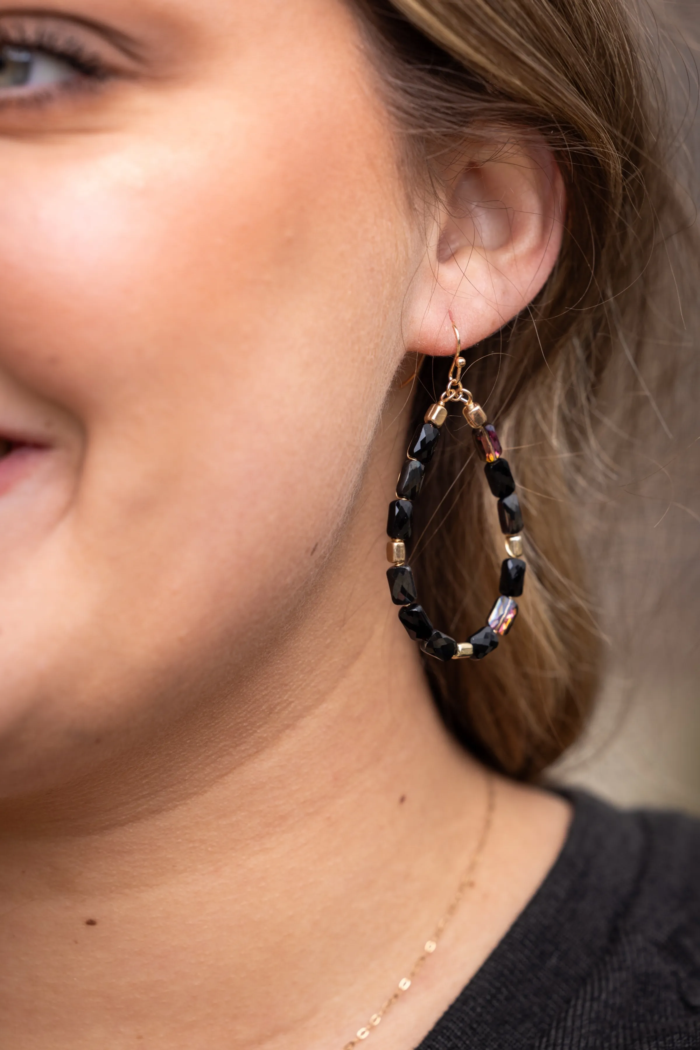 Faceted Teardrop Earrings - Black