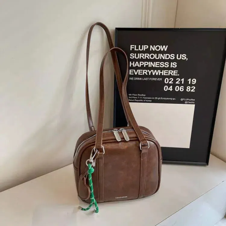 Fashionable Leather Shoulder Bag