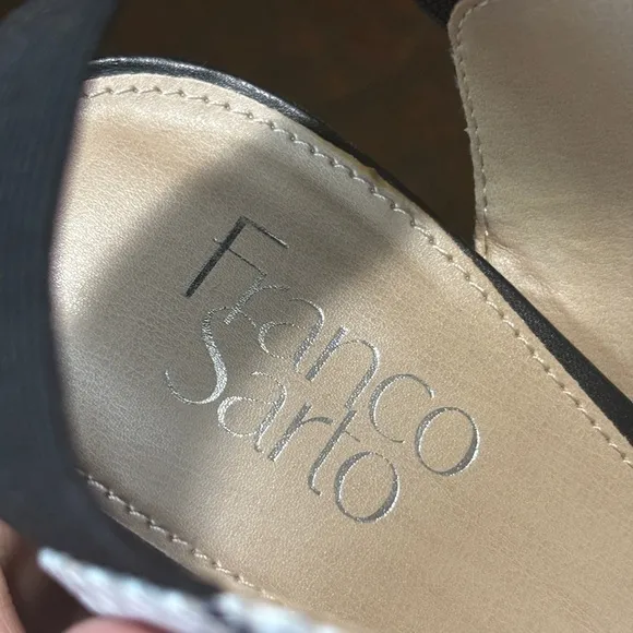 Franco Sarto Lima Snakeskin Heels pumps NWOB