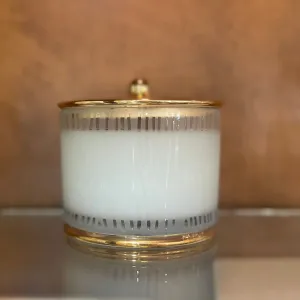 Frasier Fir Frosted Wood Grain Candle