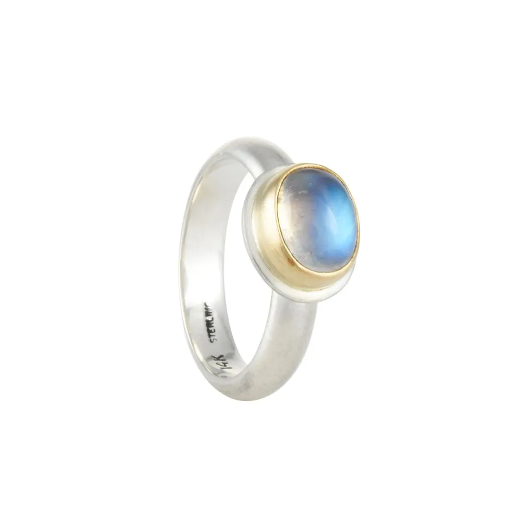 Halcyon - Moonbeam Ring With Blue Moonstone Cabochon