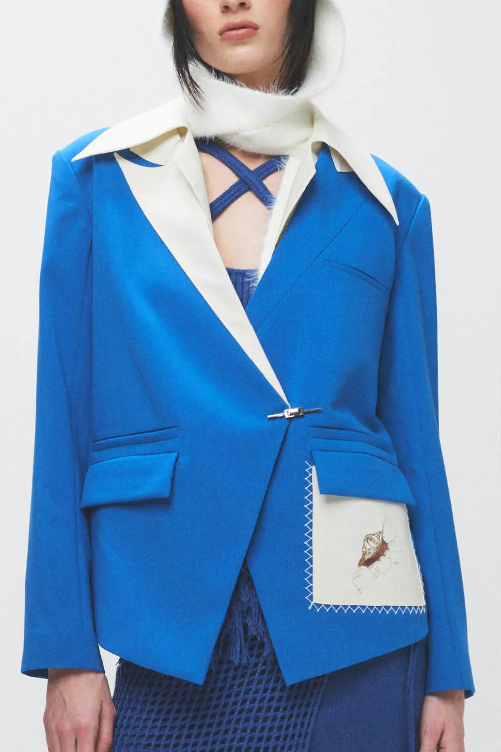 HAN WEN STUDIO Seashell Embroidered Blazer