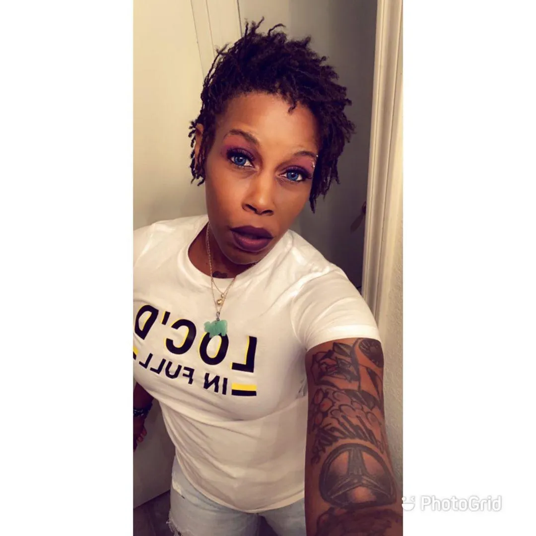 LOC'D IN FULL TEE