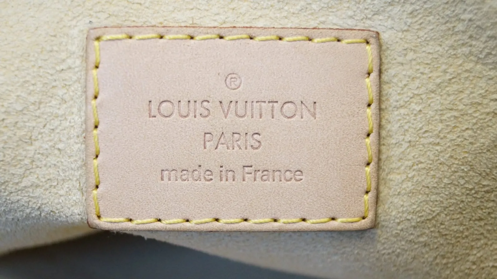 LOUIS VUITTON Artsy MM Monogram Canvas Hobo Shoulder Bag