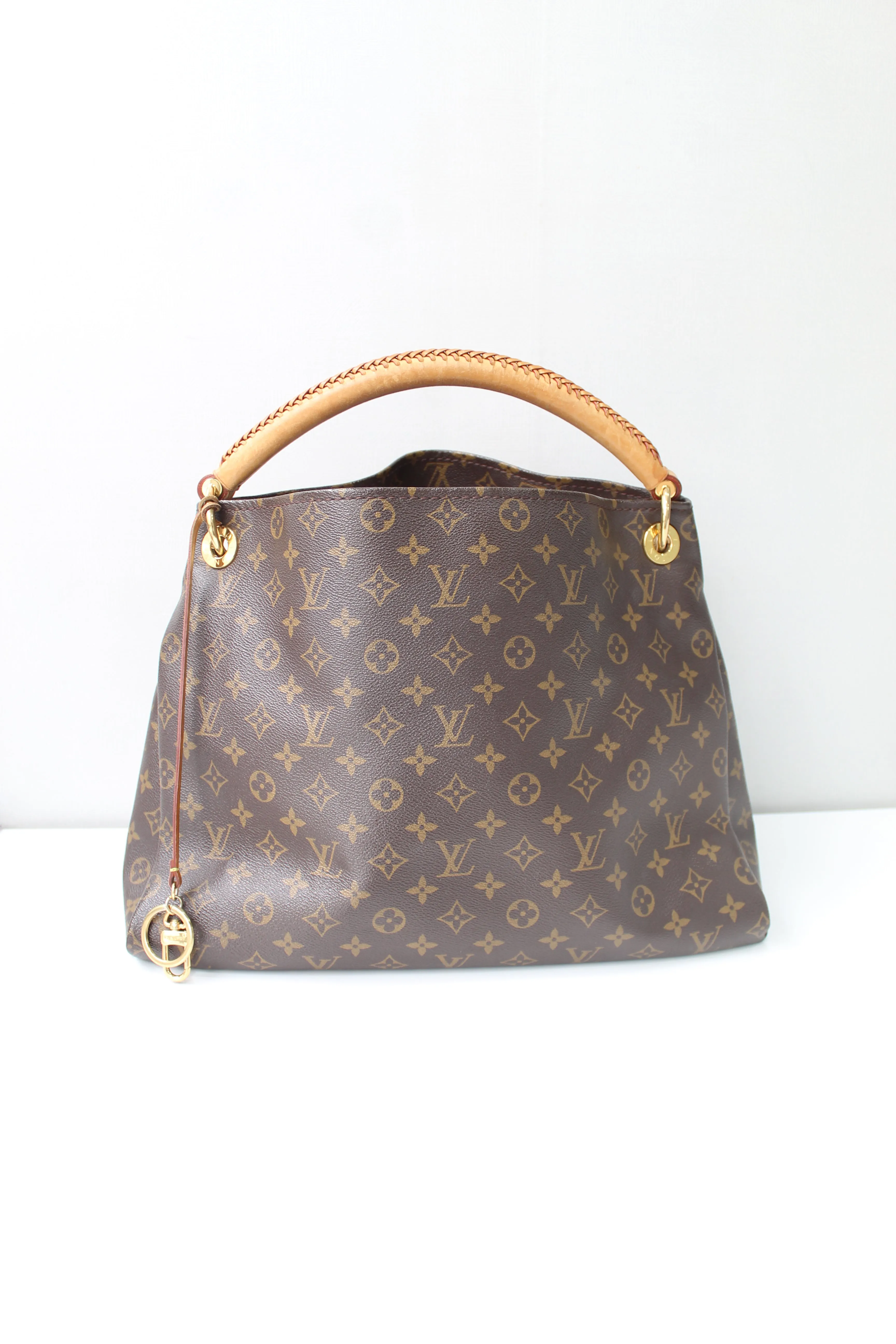 Louis Vuitton Artsy MM