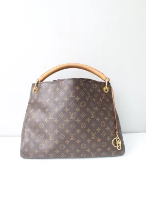 Louis Vuitton Artsy MM