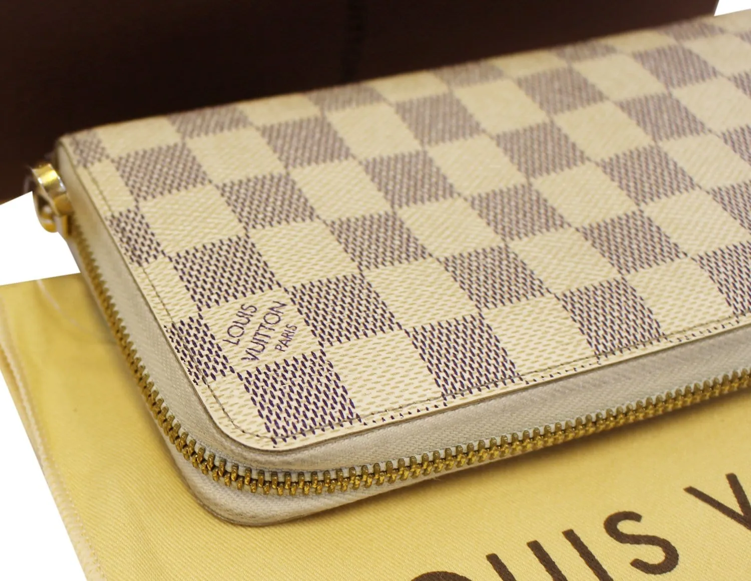 LOUIS VUITTON Damier Azur Canvas Illustre Zippy Wallet Limited - Final Sale
