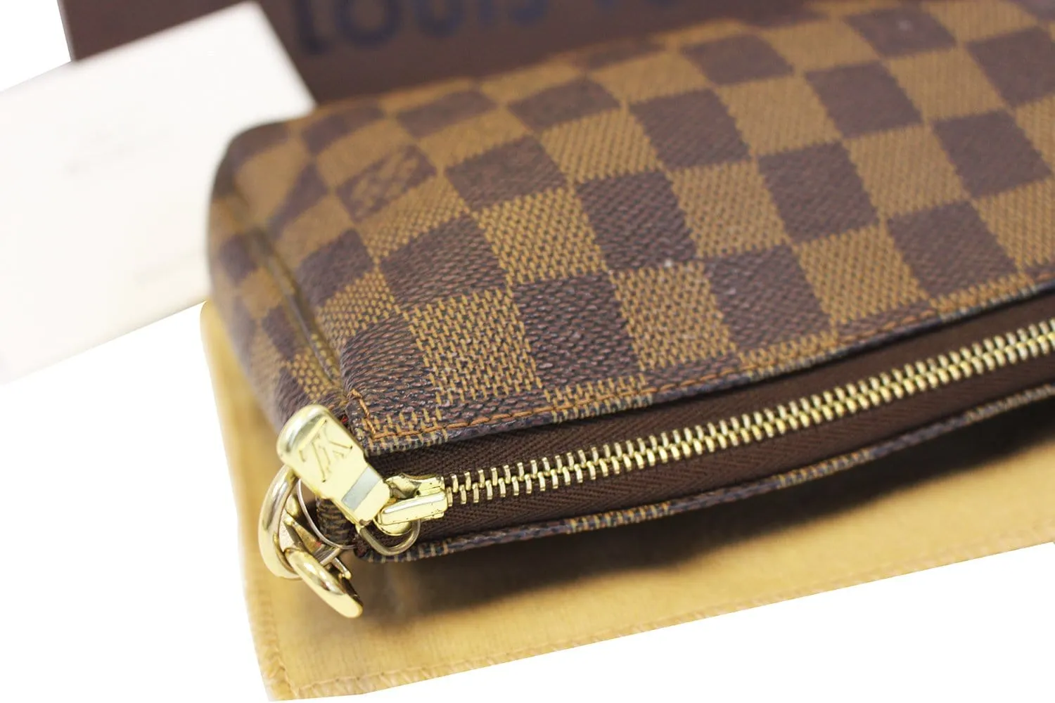 LOUIS VUITTON Damier Ebene Pochette Accessoires Pouch