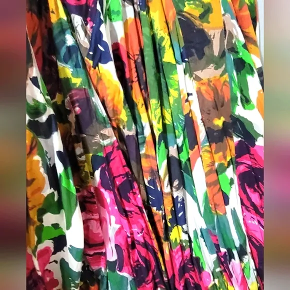 Olivia and Grace Floral Boho Fluffy Maxi Skirt size Medium