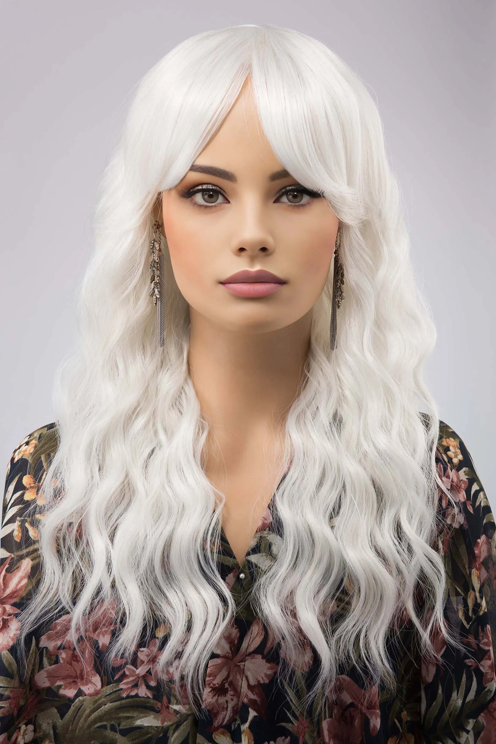 Pearl White Wavy Synthetic Wig with Bangs Marlon Gojo Look