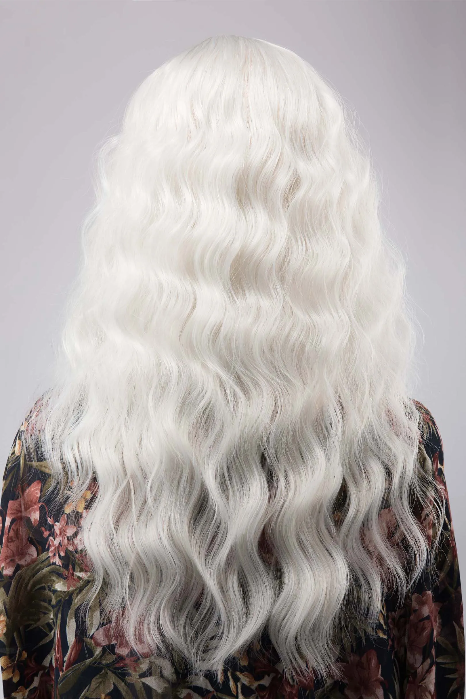 Pearl White Wavy Synthetic Wig with Bangs Marlon Gojo Look