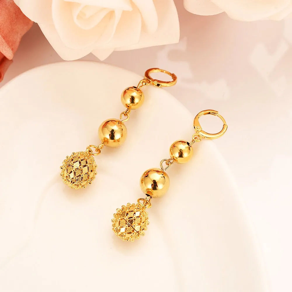 Pendant Necklace and Drop Earrings