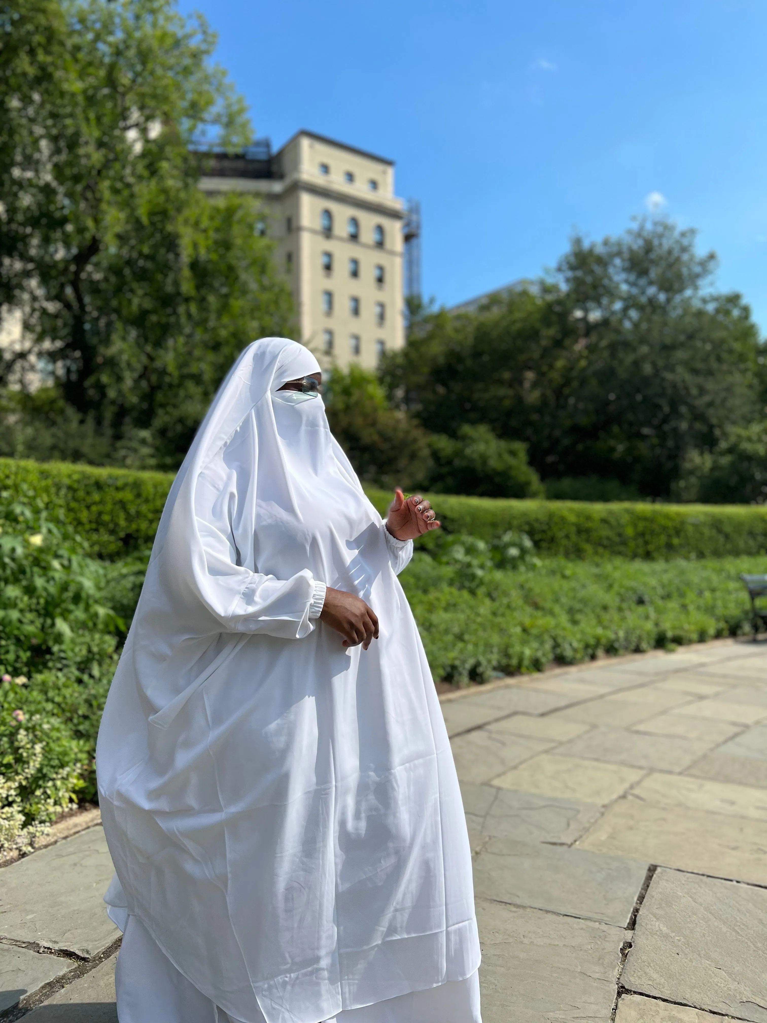 Plus Size 2 pieces jilbabs : White with pocket