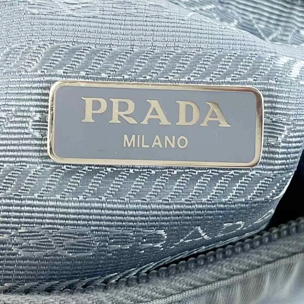 Prada - Excellent - Tessuto Nylon Re-Edition re-edition 2000 Blue Shoulder Bag