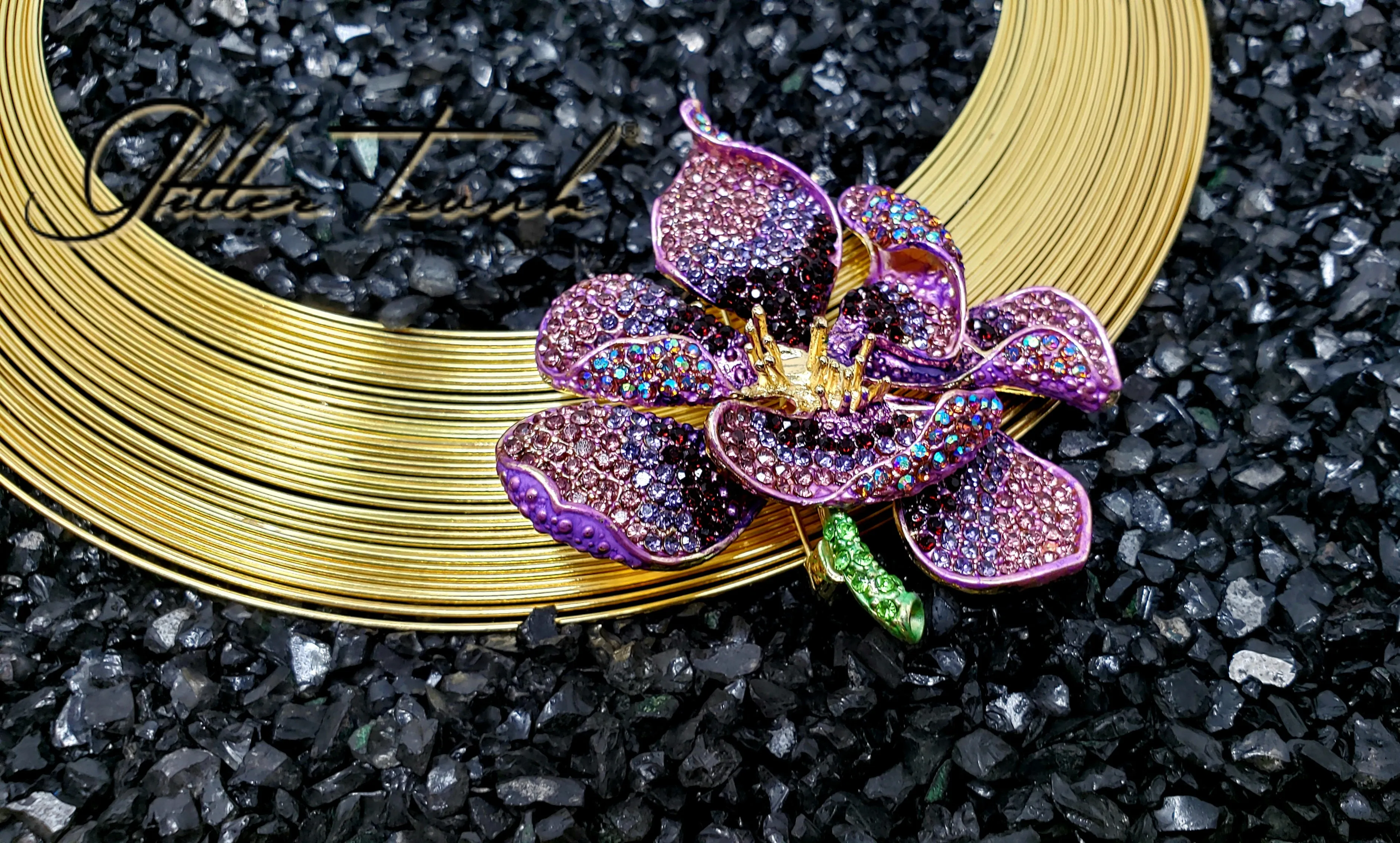 Preorder Issa Transition Necklace with Premium Orchid Pin