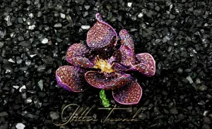 Preorder Issa Transition Necklace with Premium Orchid Pin