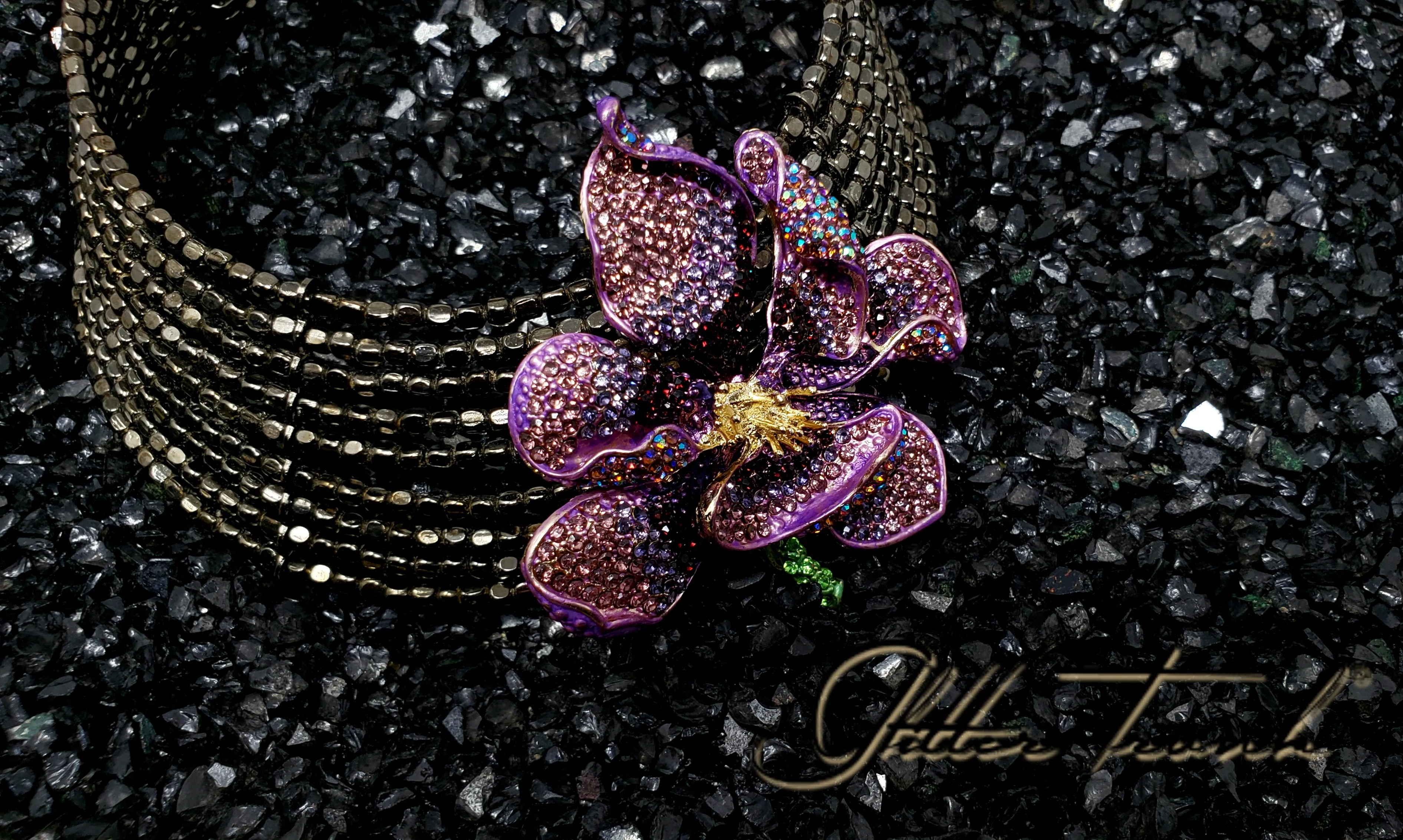 Preorder Issa Transition Necklace with Premium Orchid Pin
