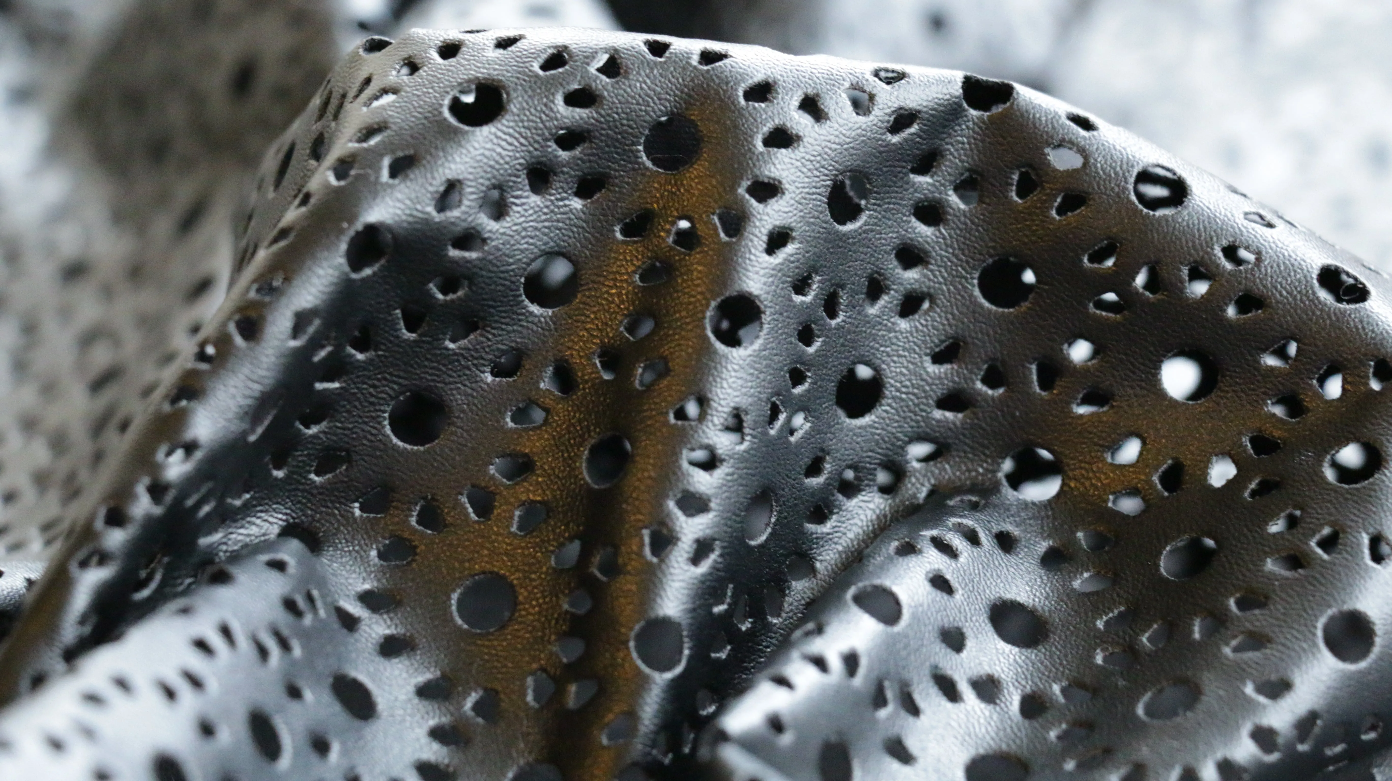 REMNANT 0.60m x 1.50m - LEATHERETTE FABRIC - Lace Style
