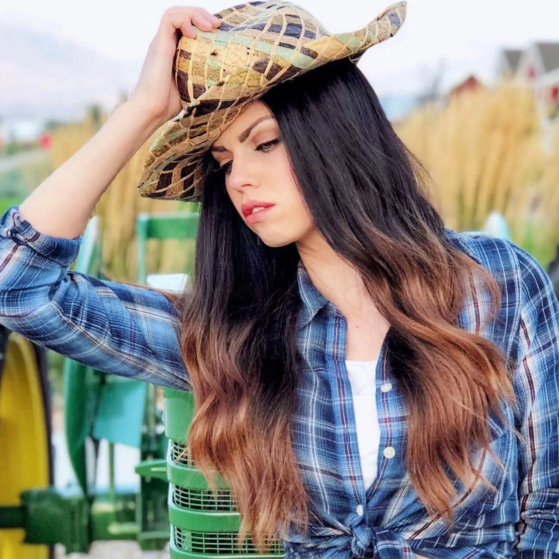 Samantha | Black Brown Ombre Wavy Lace Front Wig 24"