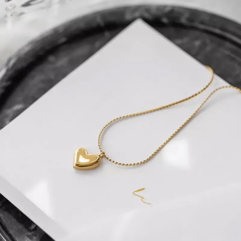 Sideways Dangling Heart Necklace