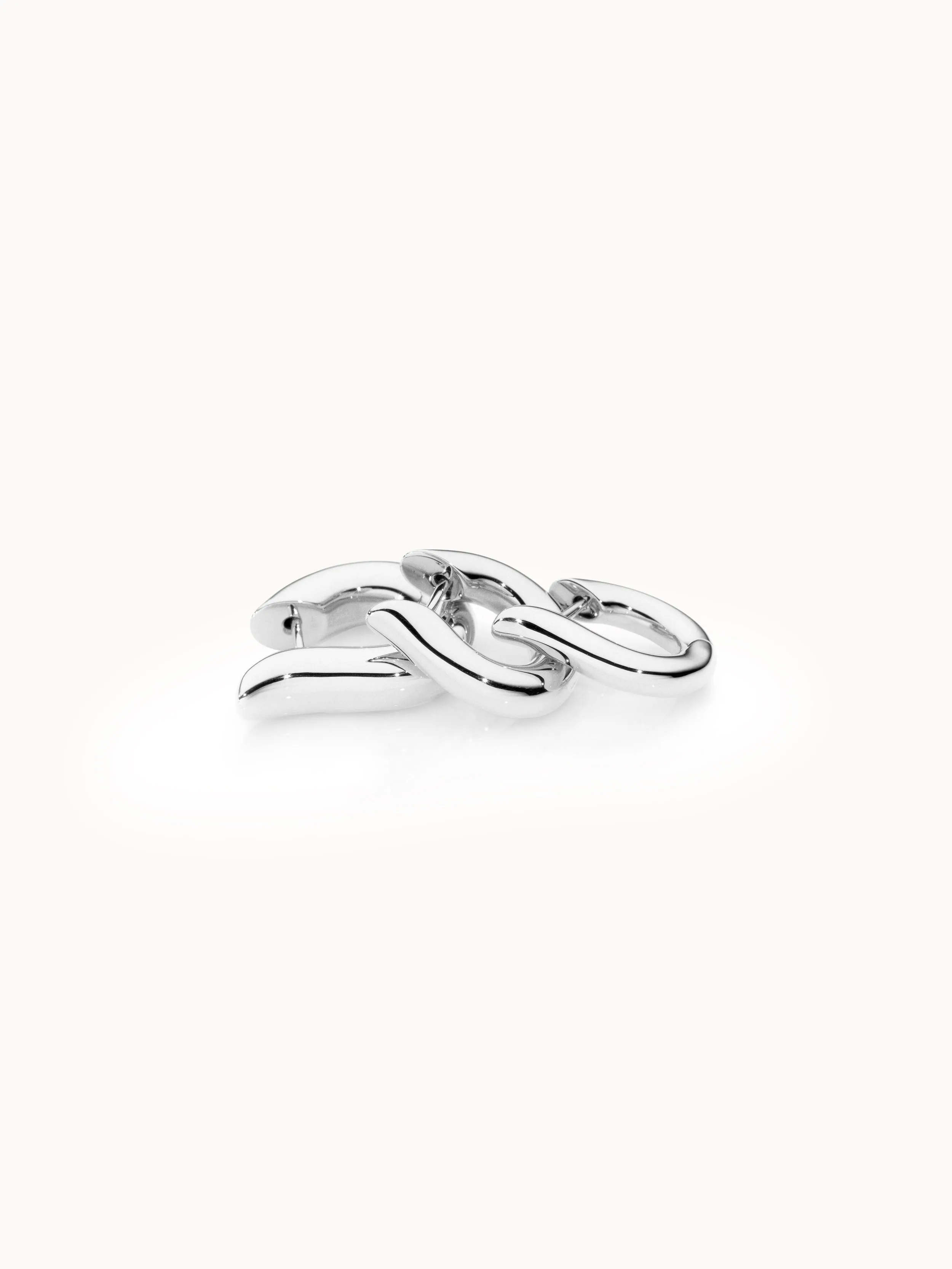 SIGNATURE Earrings Hoop small 18K white gold