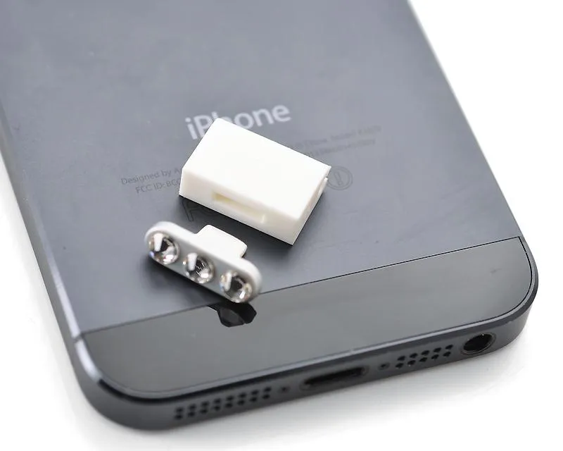 Silver Crystal Dock Plug For iPhone 5 And iPad Mini